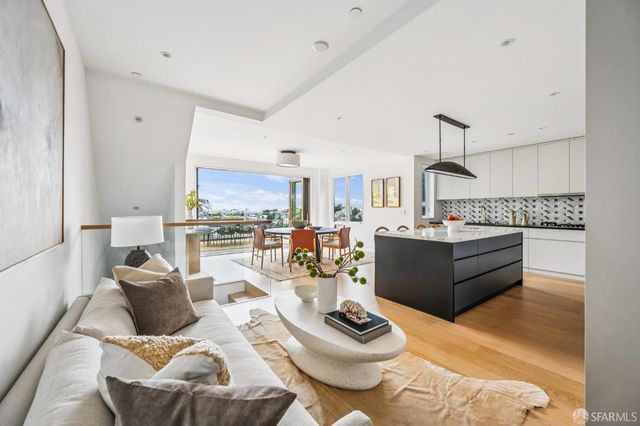 4524 25th Street, San Francisco, CA 9411