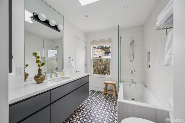 4524 25th Street, San Francisco, CA 9411