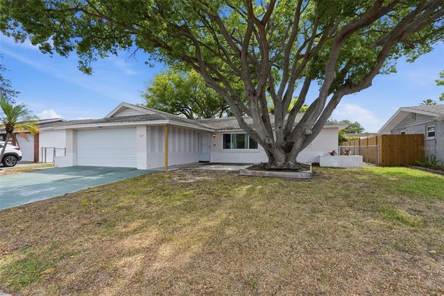 9420 GLEN MOOR LANE, Port Richey, FL 34668