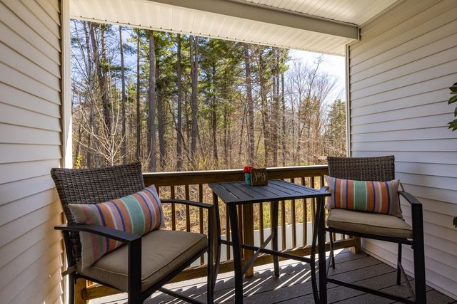 23 Cypress Circle, Exeter, NH 03883