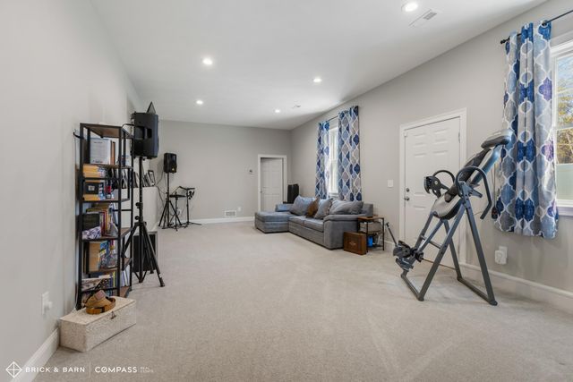 23 Cypress Circle, Exeter, NH 03883