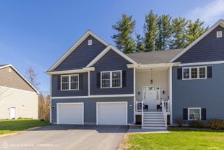 23 Cypress Circle, Exeter, NH 03883