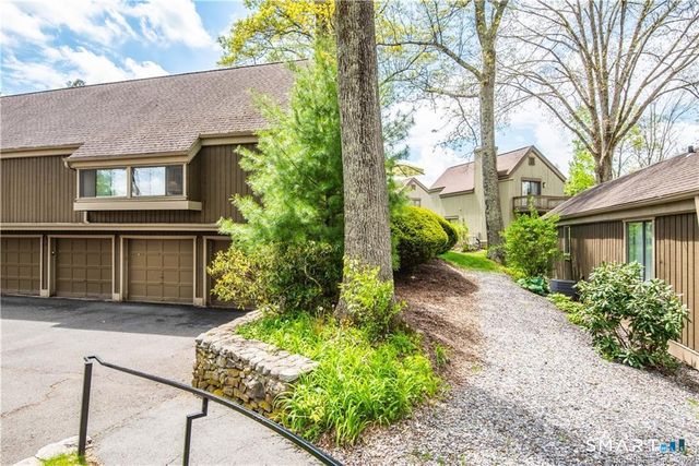149 Heritage Village A, Southbury, CT 06488