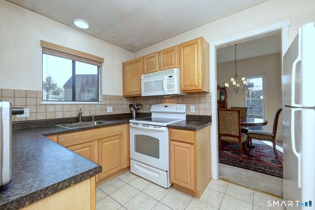 149 Heritage Village A, Southbury, CT 06488