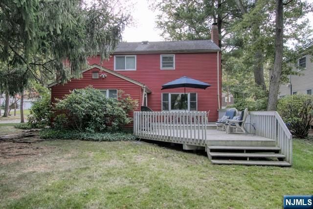 59 Buff Road, Tenafly, NJ 07670