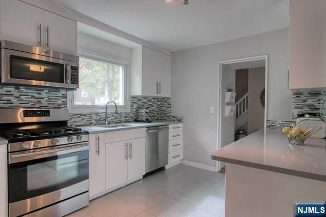 59 Buff Road, Tenafly, NJ 07670