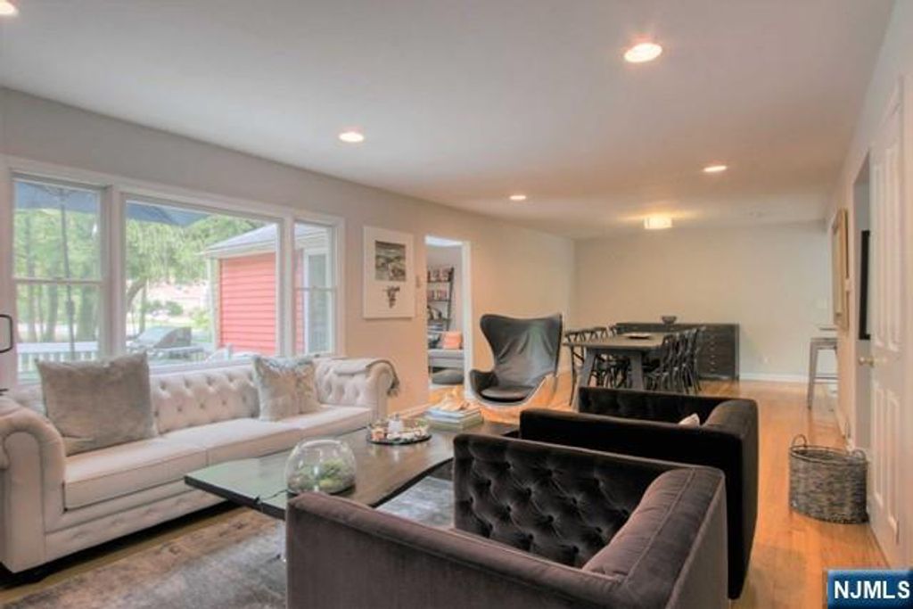 59 Buff Road, Tenafly, NJ 07670