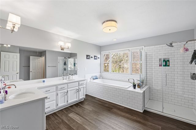 3201 Hardwood Hollow Road, Medina, OH 44256