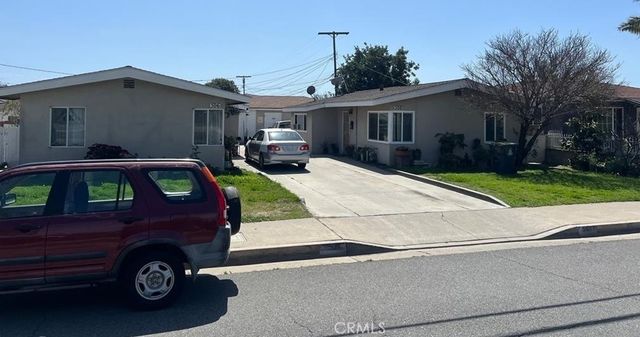 508 W Edinger, Santa Ana, CA 92707