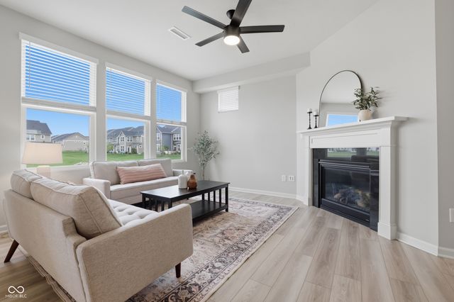 18697 Explanade Street, Westfield, IN 46074