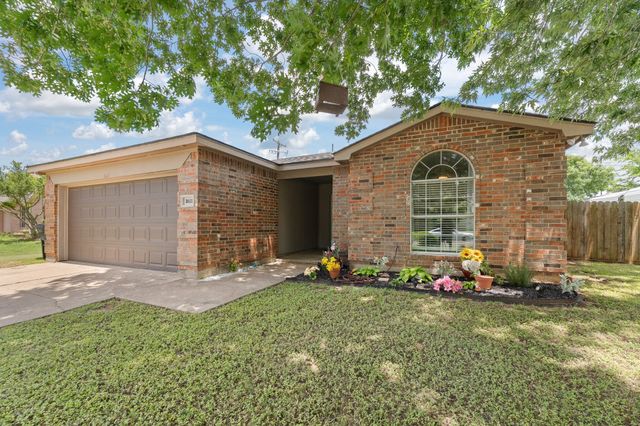 1611 Berry Drive, Cleburne, TX 76033