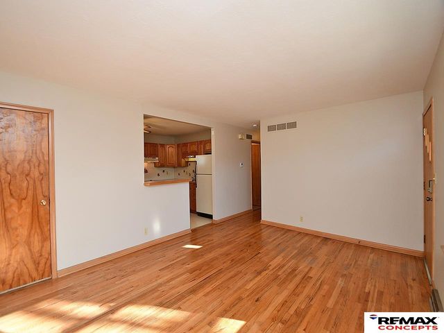 7040 Seward Avenue, Lincoln, NE 68507