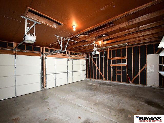 7040 Seward Avenue, Lincoln, NE 68507