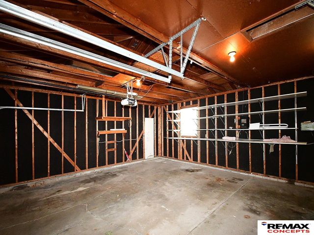 7040 Seward Avenue, Lincoln, NE 68507