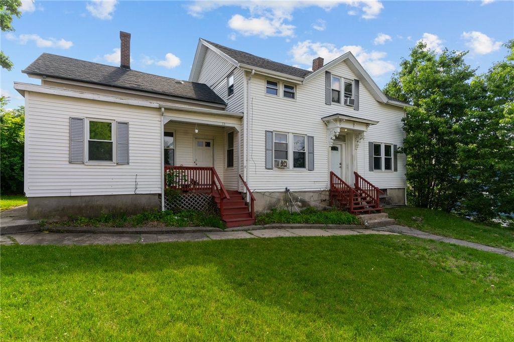 31 Bancroft Street, Providence, RI 02909