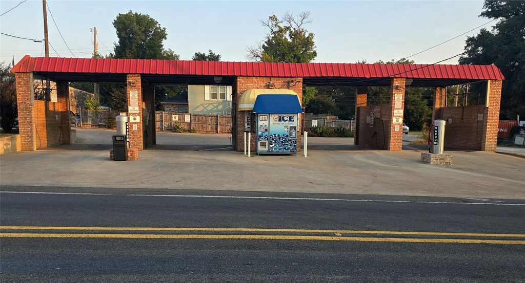 108 E Morgan, Meridian, TX 76665