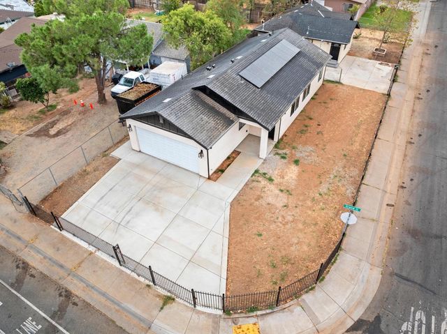 3736 Knightlinger St, Sacramento, CA 95838