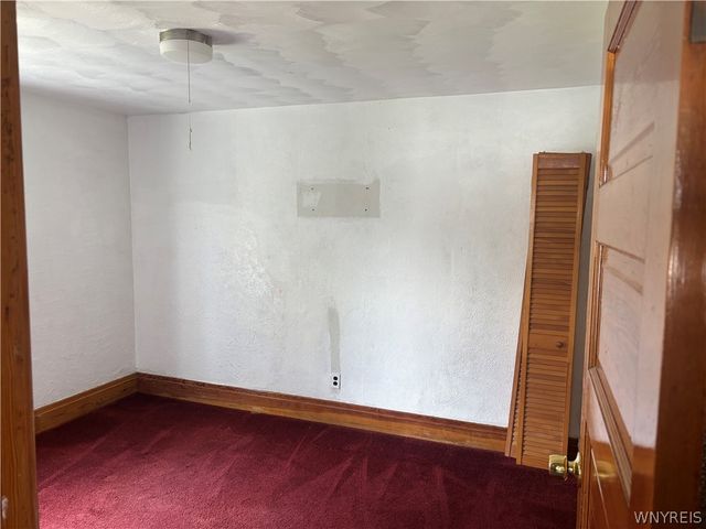 2229 Whitney Avenue, Niagara Falls, NY 14301
