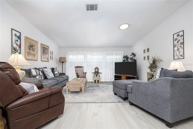 501 TOPSIDE CIRCLE, Edgewater, FL 32141