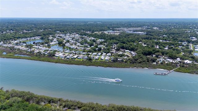 501 TOPSIDE CIRCLE, Edgewater, FL 32141