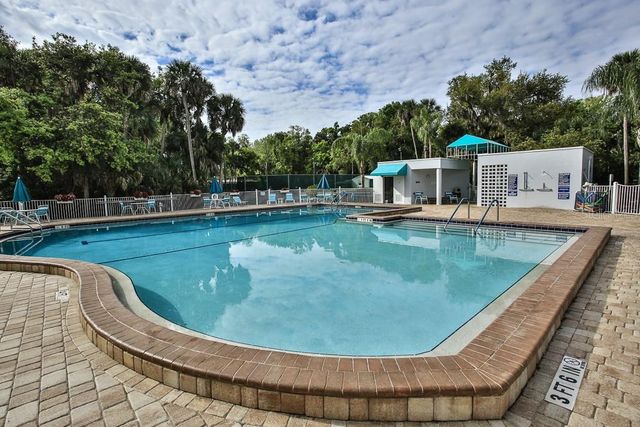 501 TOPSIDE CIRCLE, Edgewater, FL 32141