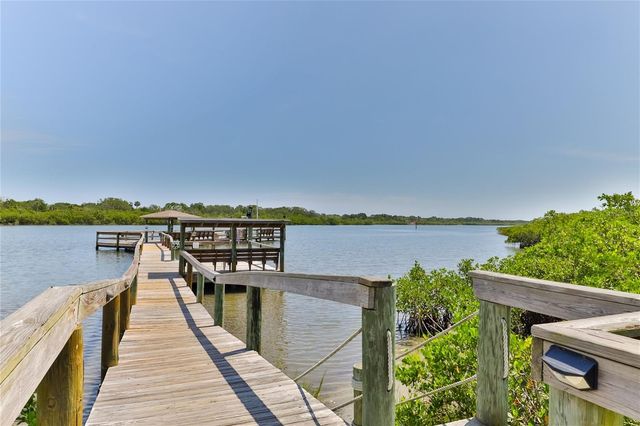 501 TOPSIDE CIRCLE, Edgewater, FL 32141