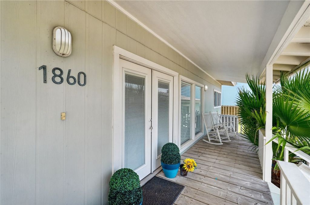 1860 Bay Shore Dr, Rockport, TX 78382 — photo 3