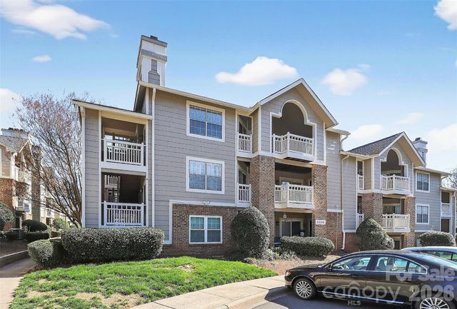 5009 Sharon Road C, Charlotte, NC 28210