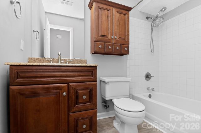 5009 Sharon Road C, Charlotte, NC 28210