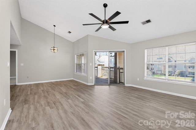 5009 Sharon Road C, Charlotte, NC 28210