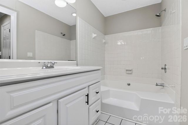 5009 Sharon Road C, Charlotte, NC 28210