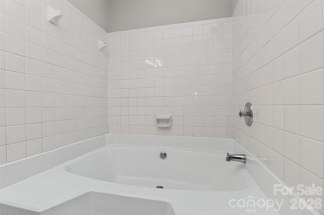 5009 Sharon Road C, Charlotte, NC 28210