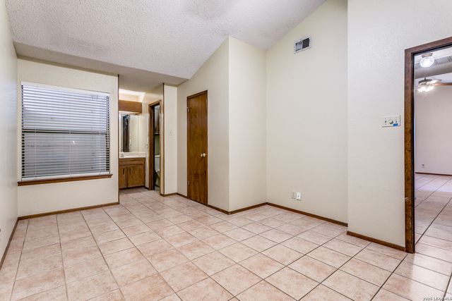 4814 De Paul, San Antonio, TX 78249