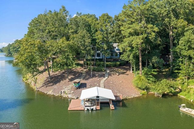 594 Hilltop Lane, Berkeley Lake, GA 30096