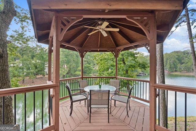 594 Hilltop Lane, Berkeley Lake, GA 30096
