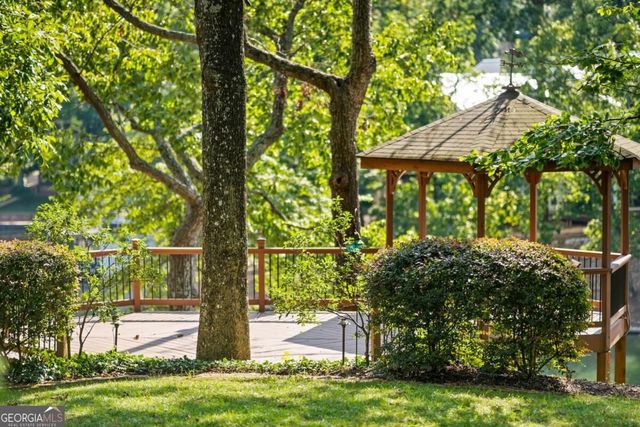 594 Hilltop Lane, Berkeley Lake, GA 30096