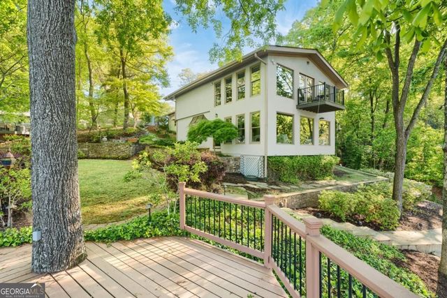 594 Hilltop Lane, Berkeley Lake, GA 30096