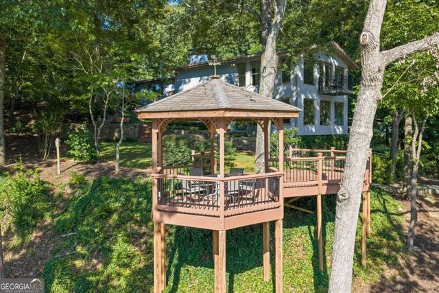 594 Hilltop Lane, Berkeley Lake, GA 30096