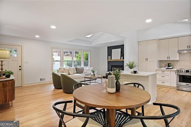 110 Bonnie Lane NE, Sandy Springs, GA 30328