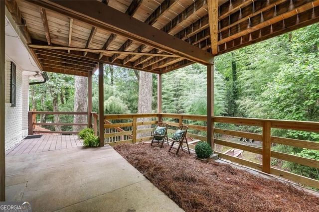 110 Bonnie Lane NE, Sandy Springs, GA 30328