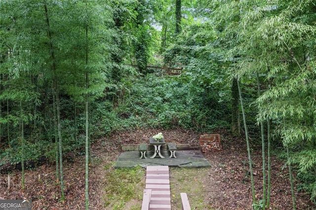 110 Bonnie Lane NE, Sandy Springs, GA 30328