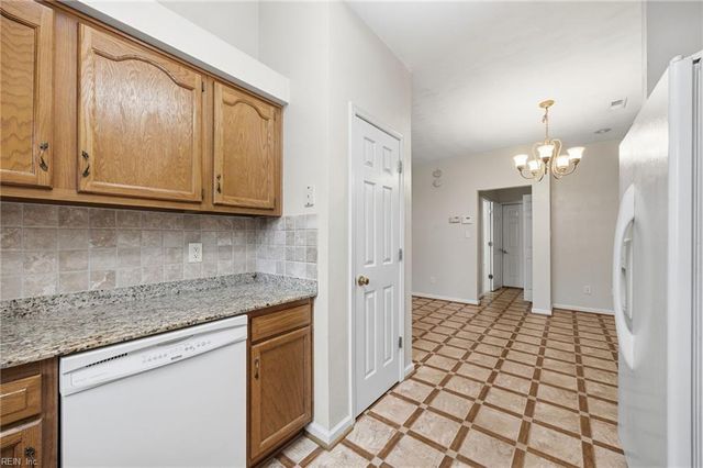 205 Linden Court, Yorktown, VA 23692