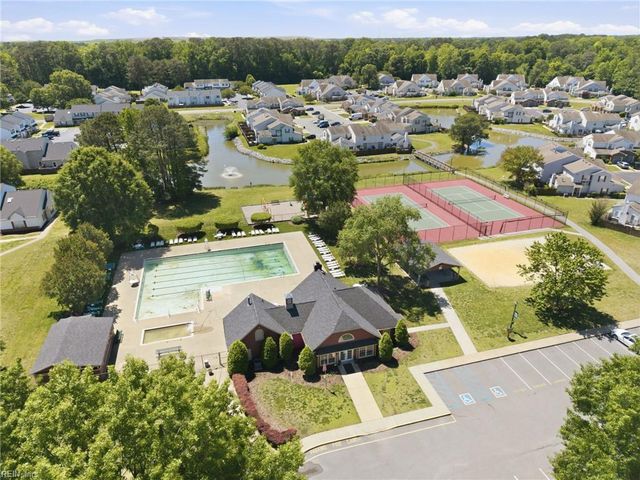 205 Linden Court, Yorktown, VA 23692