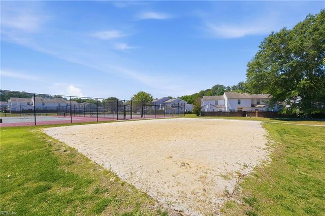 205 Linden Court, Yorktown, VA 23692