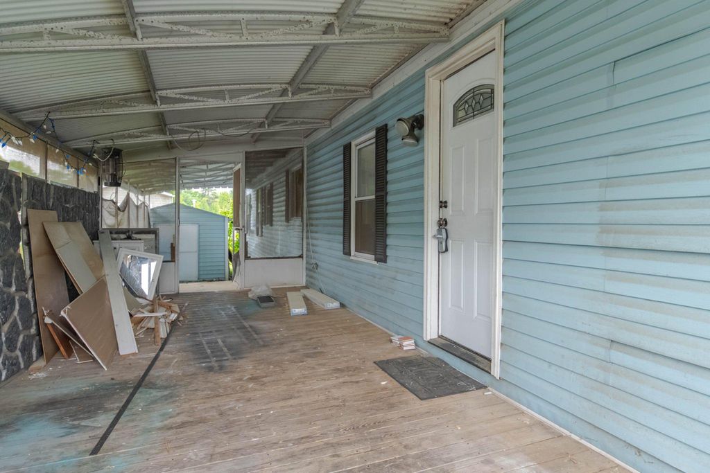 Image 18 of property listing at 152 COWHIDE CIR, Middle River, MD 21220