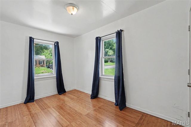 15 Saint James Court, Florissant, MO 63031