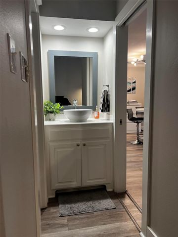 405 Short Circuit 5, Horseshoe Bay, TX 78657