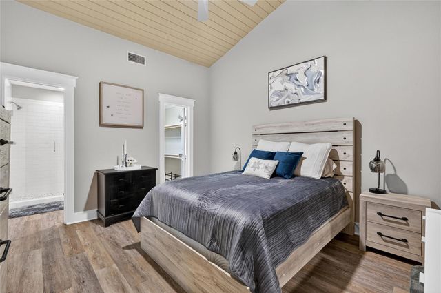 405 Short Circuit 5, Horseshoe Bay, TX 78657