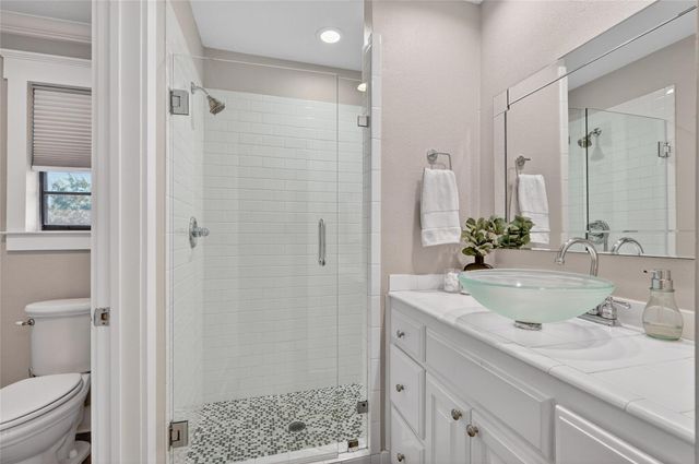 405 Short Circuit 5, Horseshoe Bay, TX 78657