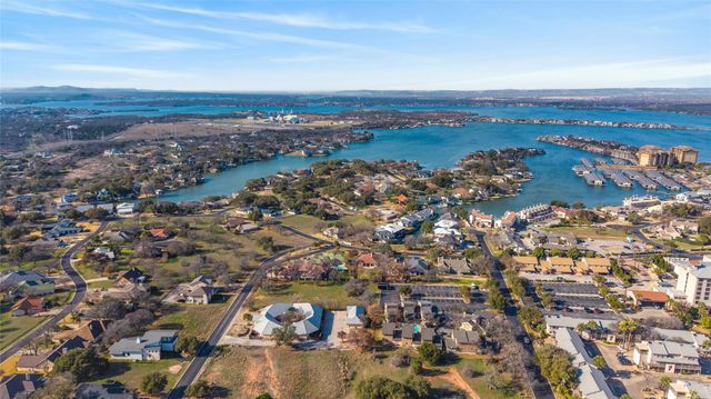 405 Short Circuit 5, Horseshoe Bay, TX 78657